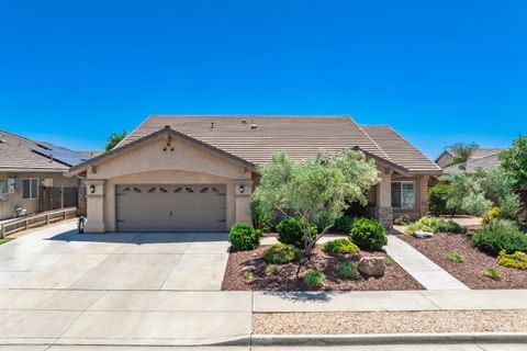 A home in Lemoore