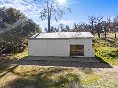 A home in Coarsegold