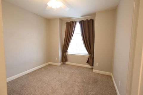 A home in Kingsburg