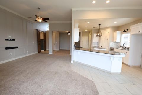 A home in Kingsburg
