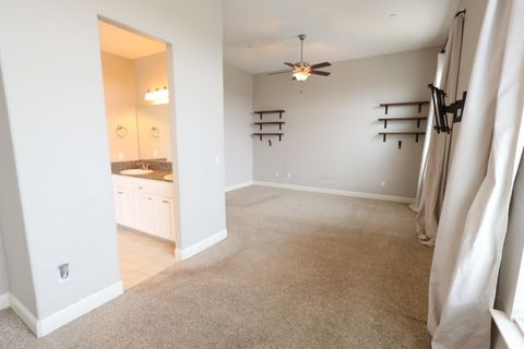 A home in Kingsburg