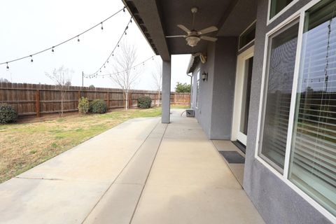 A home in Kingsburg