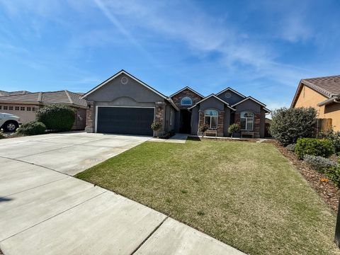 A home in Kingsburg