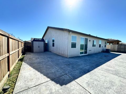 A home in Madera