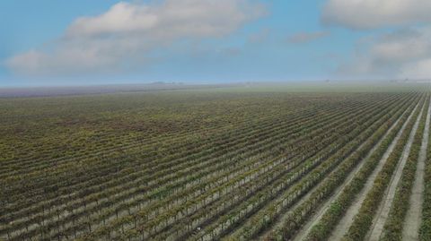 15765 Dickenson Avenue Riverdale CA 93656