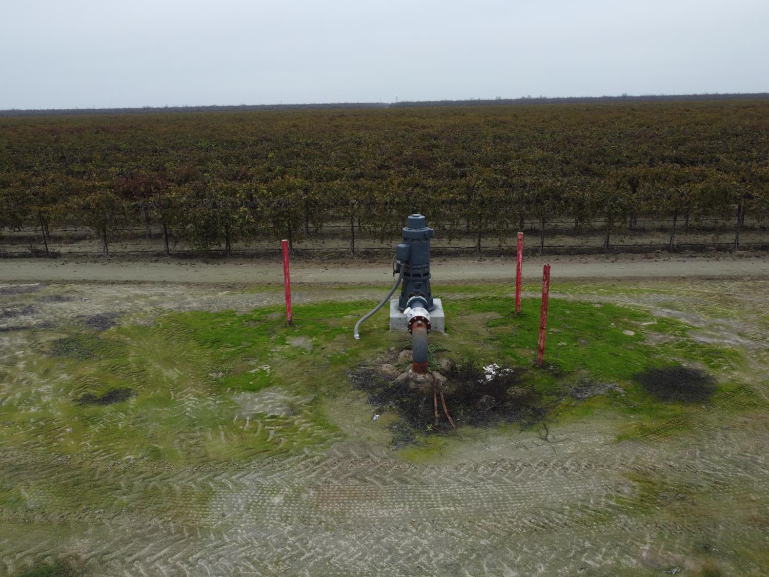 15765 Dickenson Avenue