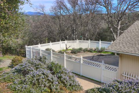 A home in Coarsegold