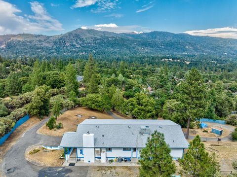 A home in Mariposa