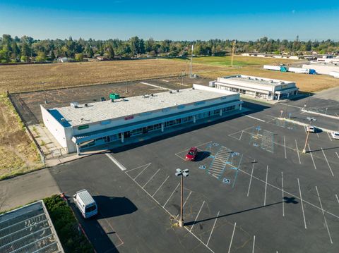 5710 E Kings Canyon Road Fresno CA 93727