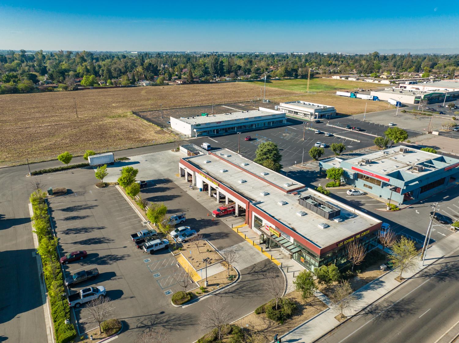 5710 E Kings Canyon Road