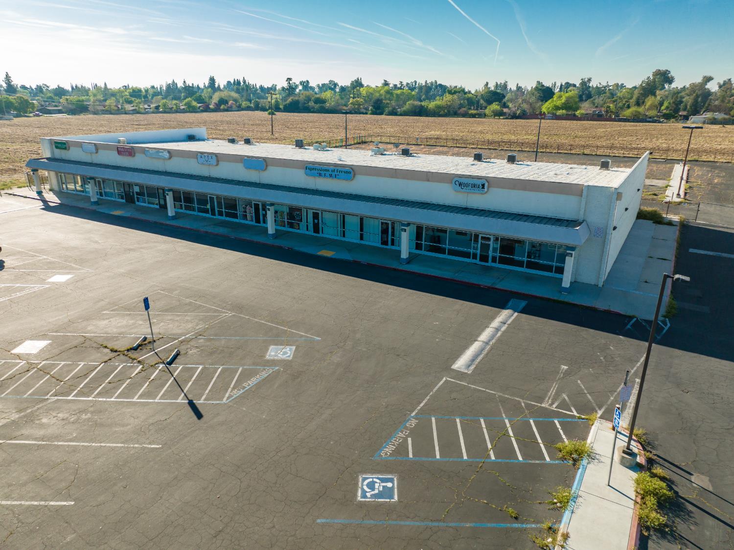 5710 E Kings Canyon Road