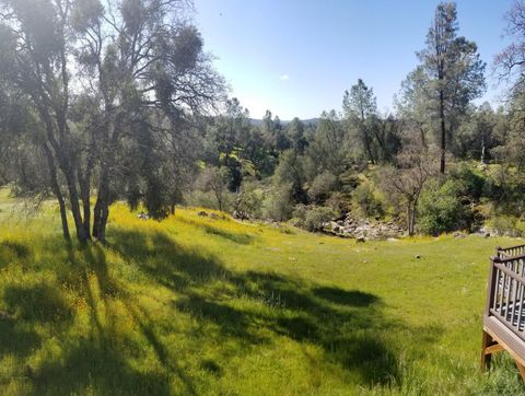 A home in Mariposa