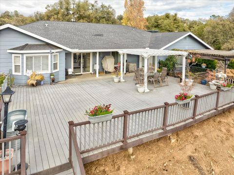 A home in Mariposa