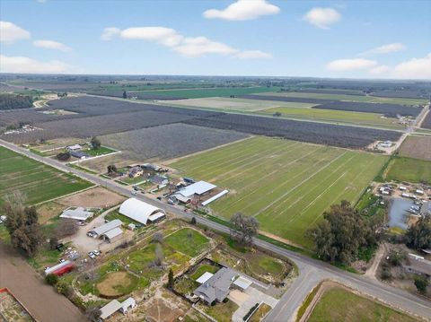 6873 20Th Avenue Lemoore CA 93245