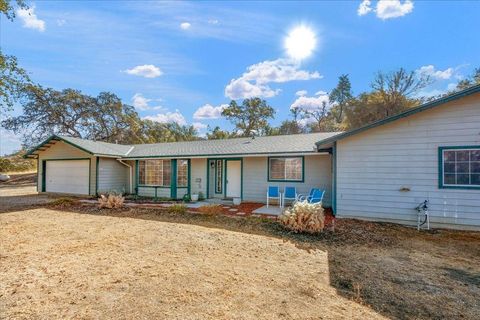 A home in Tollhouse