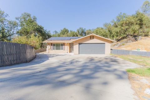 A home in Oakhurst