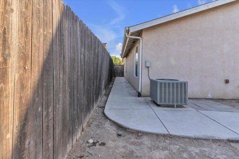 A home in Reedley