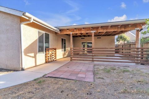 A home in Reedley