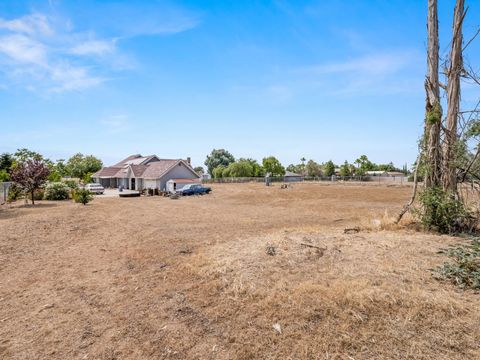 A home in Madera