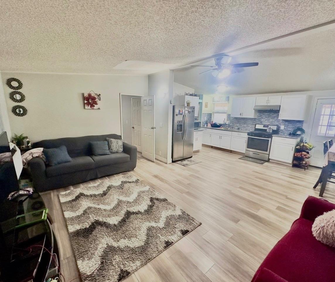 2575 S Willow Avenue 15 - Photo 3