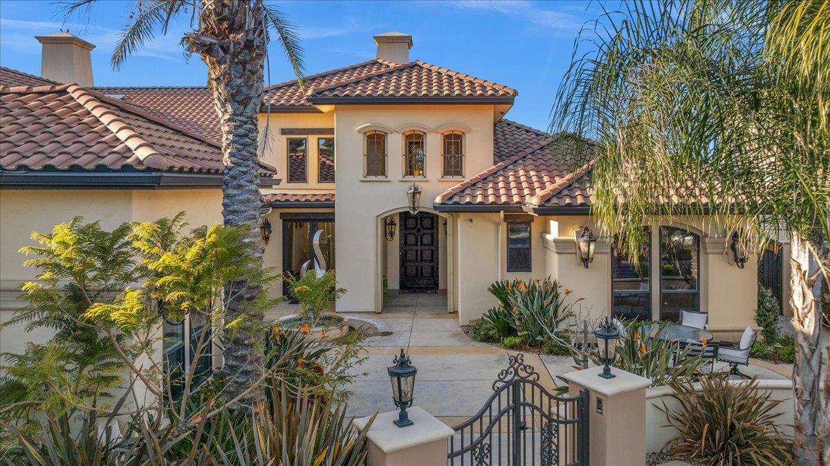 12392 N Via Tuscania Avenue