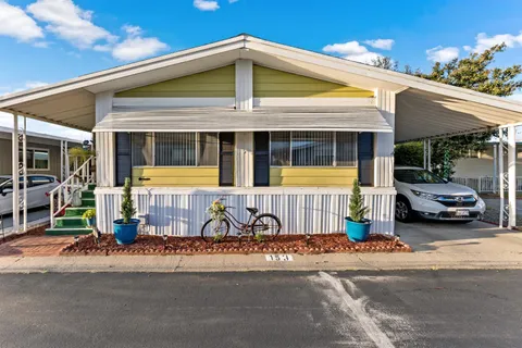 1001 Sylmar Avenue Unit 153, Clovis, CA 93612 - MLS#: 626718