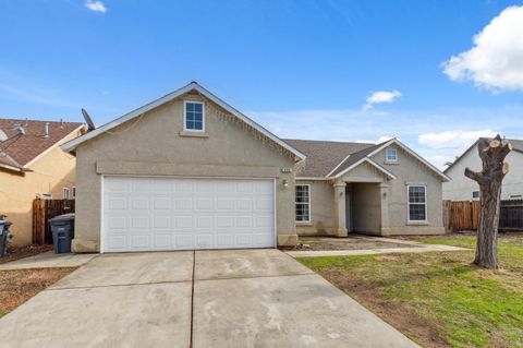 A home in Coalinga