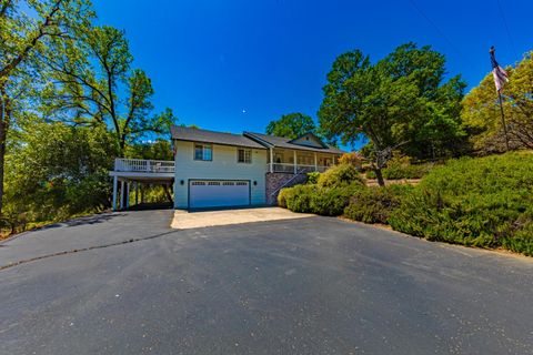 A home in Oakhurst