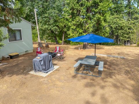 A home in North Fork