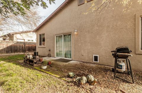 A home in Dinuba