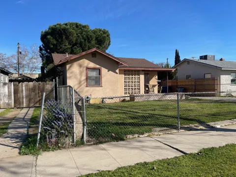 2377 S Lily Avenue, Fresno, CA 93706 - MLS#: 625298