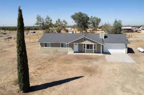 A home in Madera