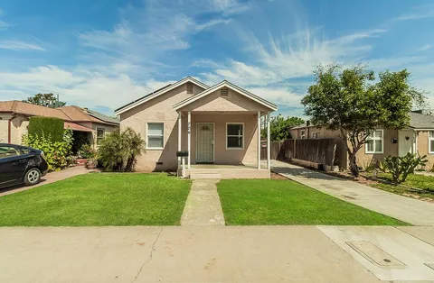 704 W University Avenue, Fresno, CA 93705 - MLS#: 628787