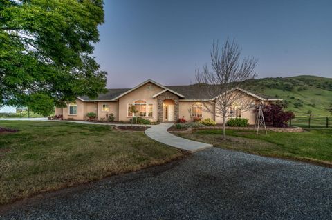 A home in Sanger