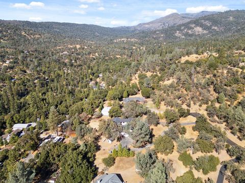 A home in Oakhurst