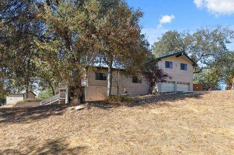 A home in Oakhurst