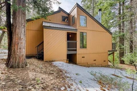40812 Oakwoods Lane Unit 106, Shaver Lake, CA 93664 - MLS#: 625607