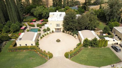 12950 N Willow Avenue Clovis CA 93619