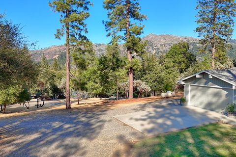 A home in Mariposa