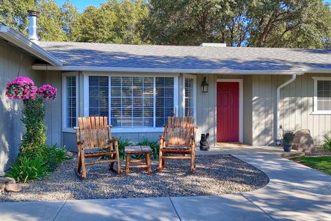 A home in Mariposa