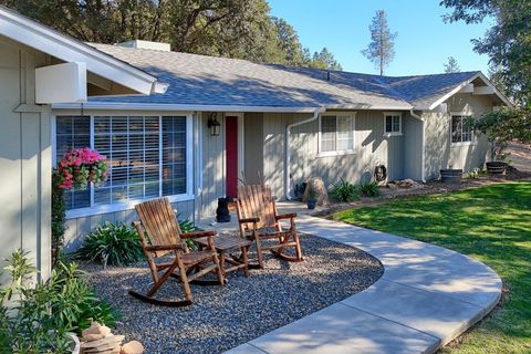 A home in Mariposa