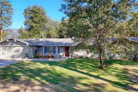 A home in Mariposa