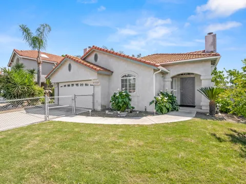 818 Ramona Avenue, Clovis, CA 93612 - MLS#: 628633