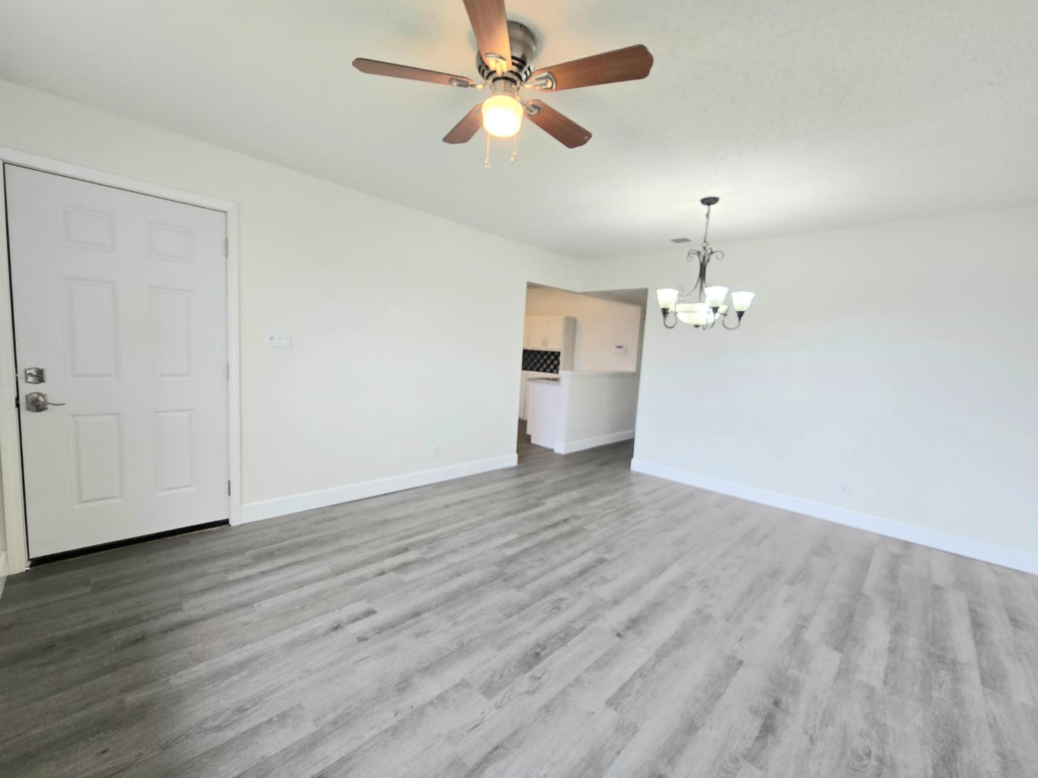 424 W Rialto Avenue - Photo 4