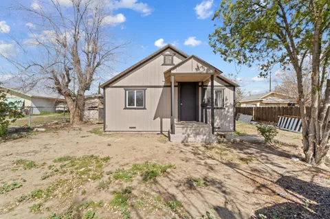 1009 E Shasta Street, Avenal, CA 93204 - MLS#: 626455