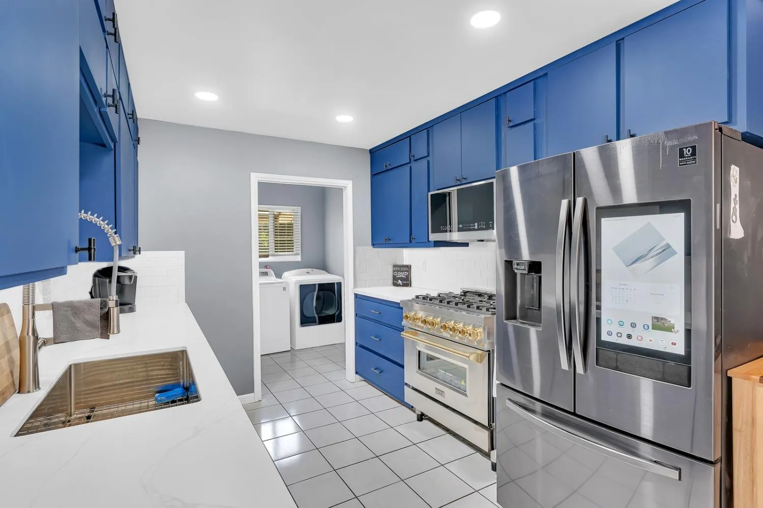 Clovis, California 93612, United States, 3 Bedrooms Bedrooms, ,2 BathroomsBathrooms,Residential,Active,117690