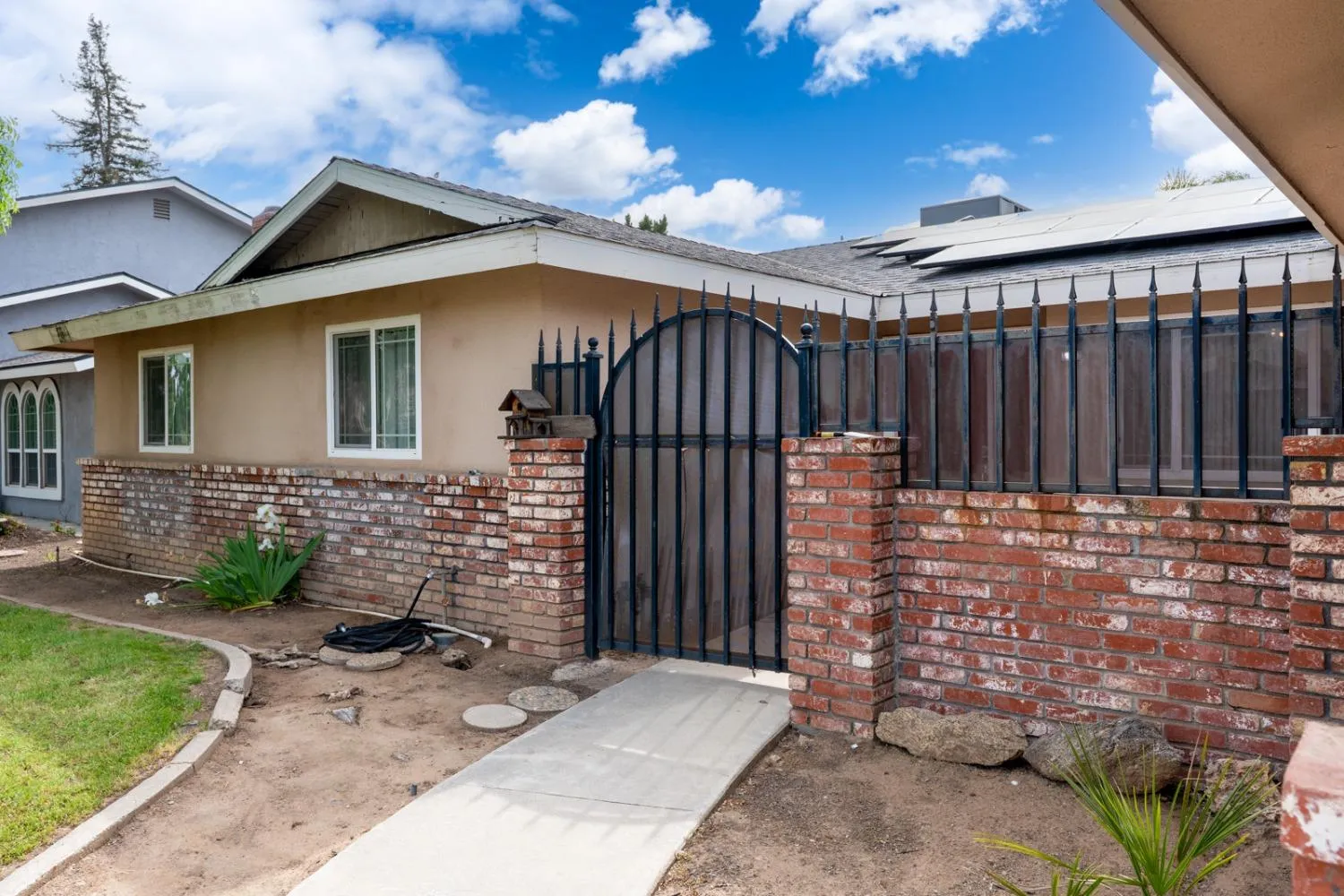 Clovis, California 93612, United States, 3 Bedrooms Bedrooms, ,2 BathroomsBathrooms,Residential,Active,117690