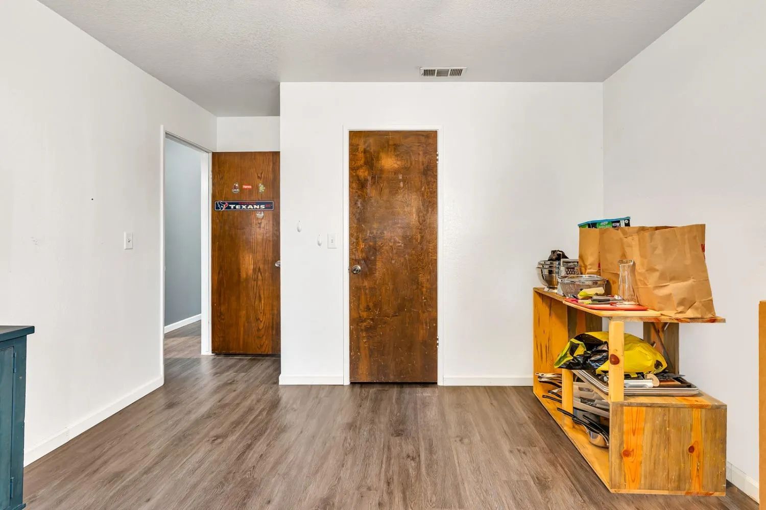 Clovis, California 93612, United States, 3 Bedrooms Bedrooms, ,2 BathroomsBathrooms,Residential,Active,117690