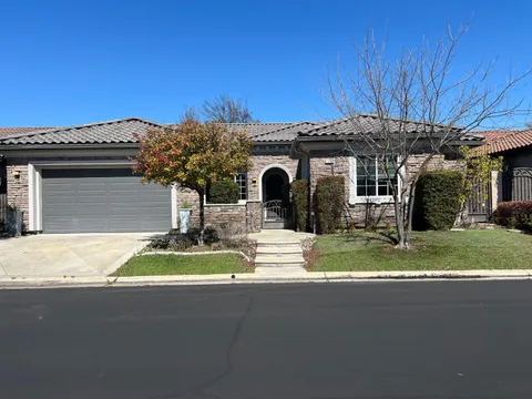 1732 E Calle Verde Way, Fresno, CA 93730 - MLS#: 626861