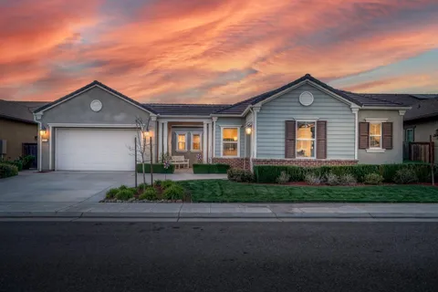 301 Pinnacle Drive W, Madera, CA 93636 - MLS#: 626558